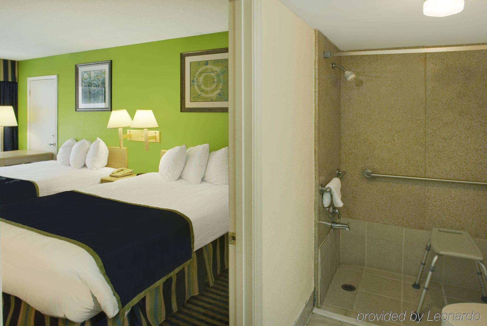 Days Inn By Wyndham Richmond Hill/Savannah Eksteriør billede