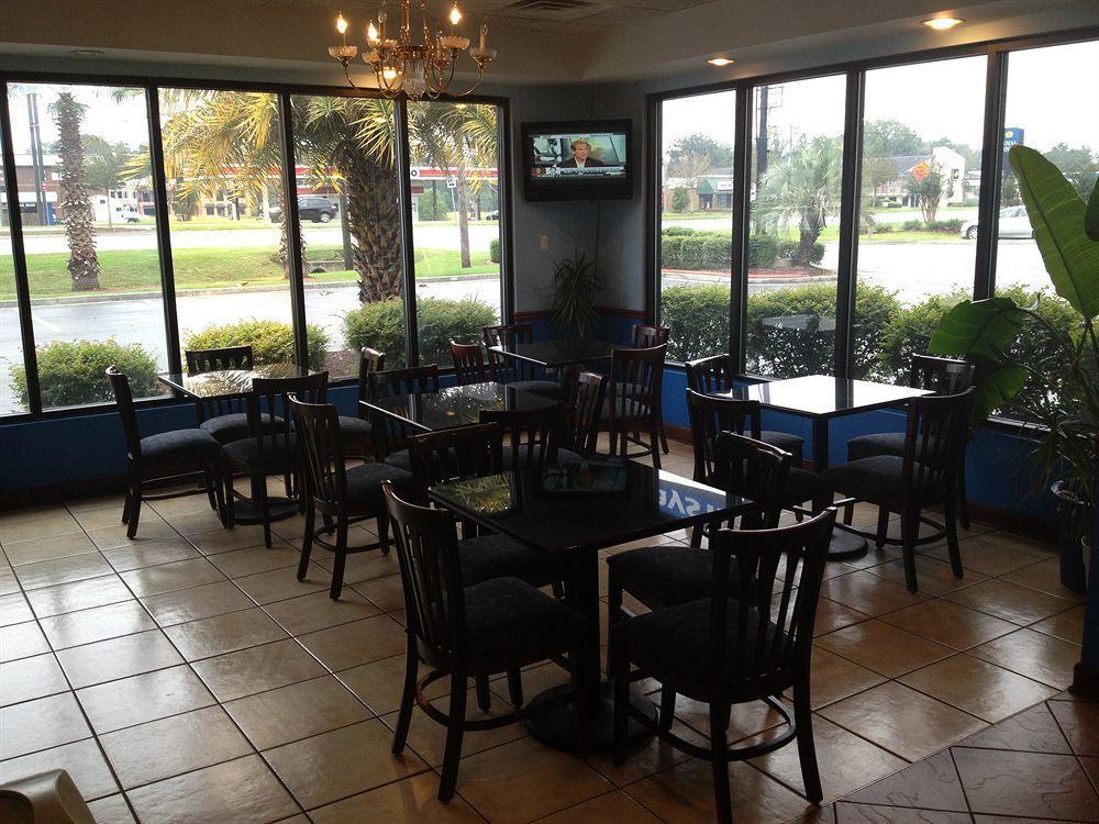 Days Inn By Wyndham Richmond Hill/Savannah Eksteriør billede
