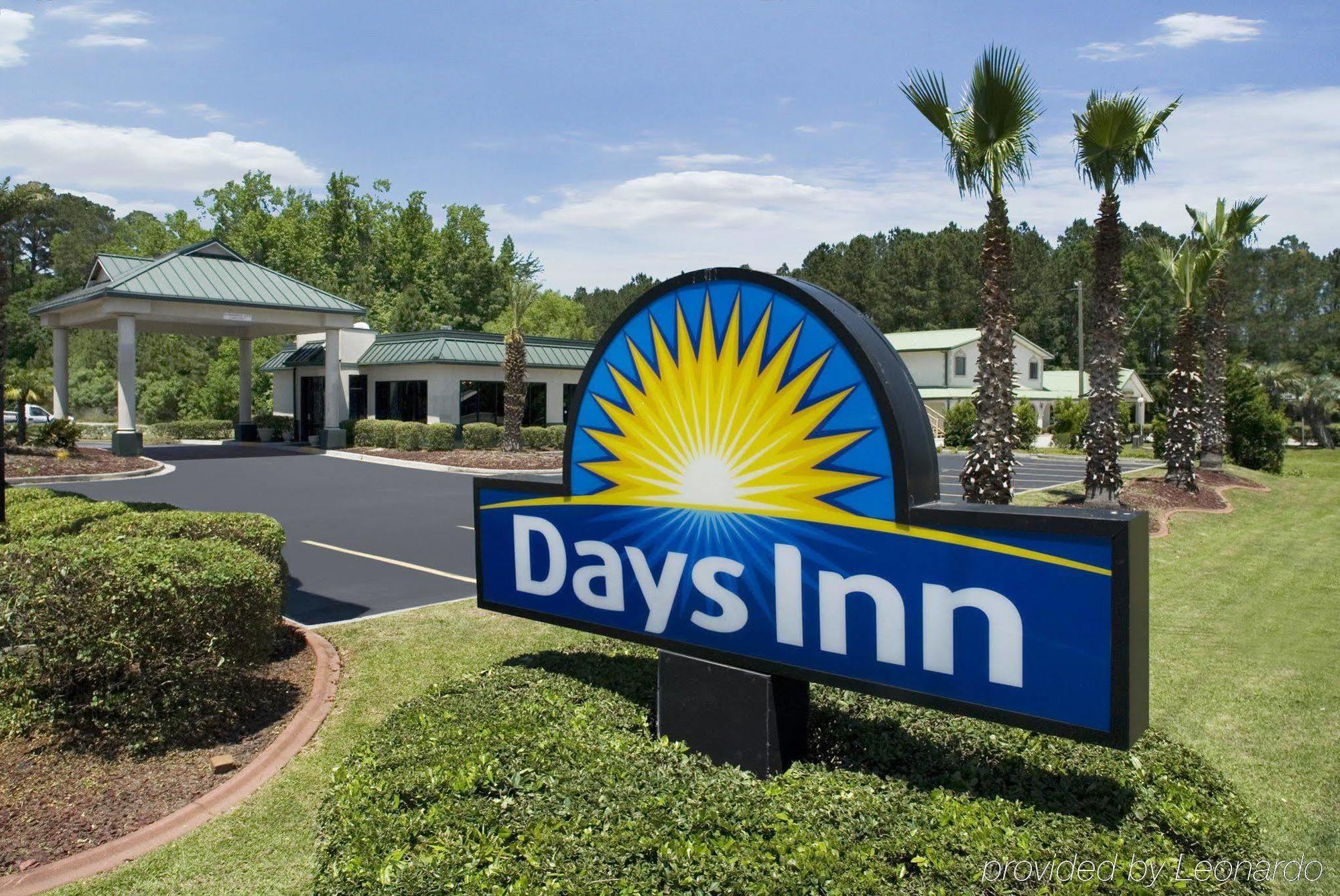 Days Inn By Wyndham Richmond Hill/Savannah Eksteriør billede