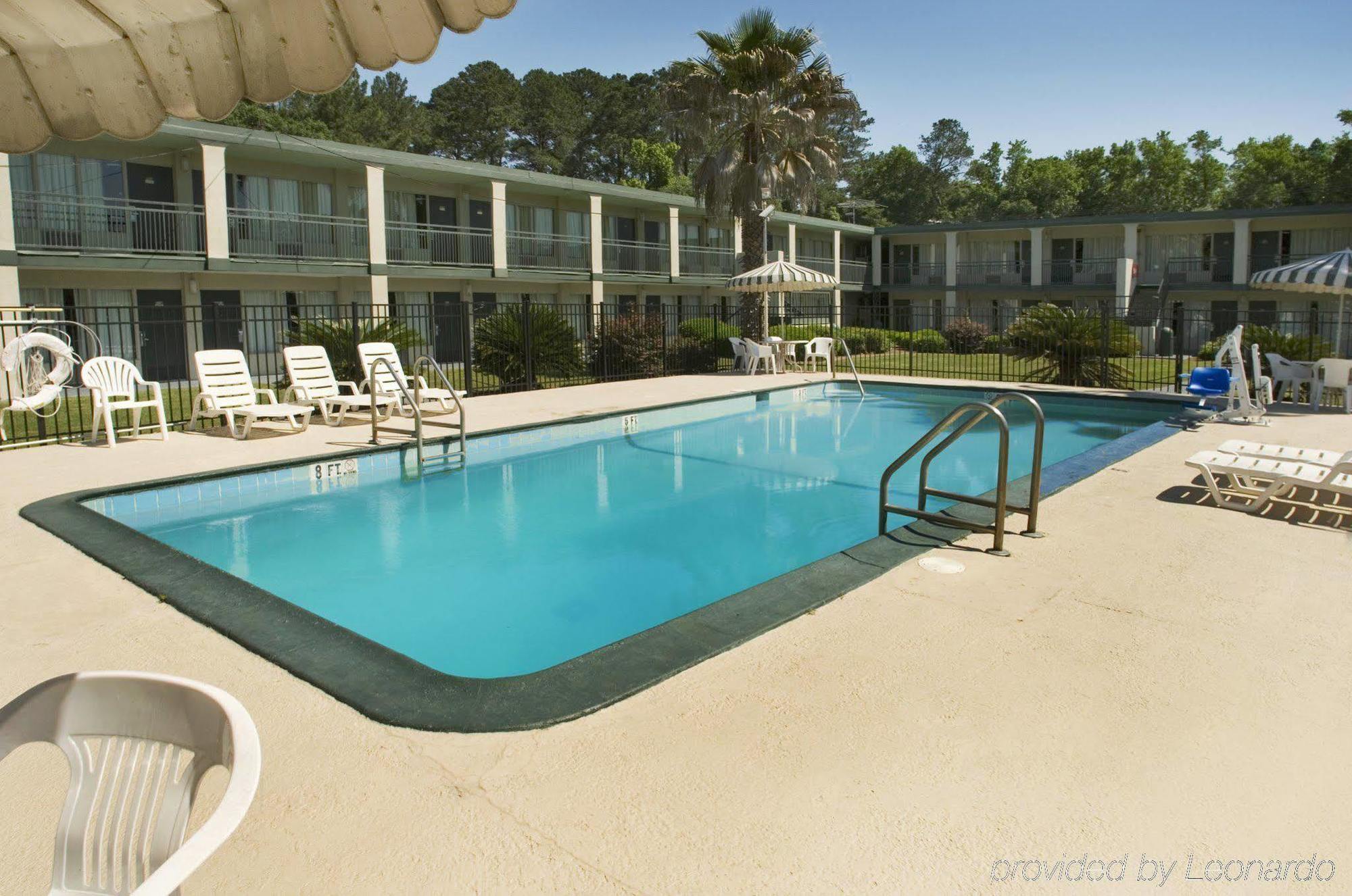 Days Inn By Wyndham Richmond Hill/Savannah Eksteriør billede