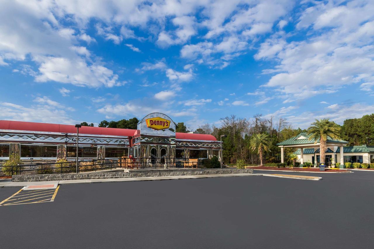 Days Inn By Wyndham Richmond Hill/Savannah Eksteriør billede
